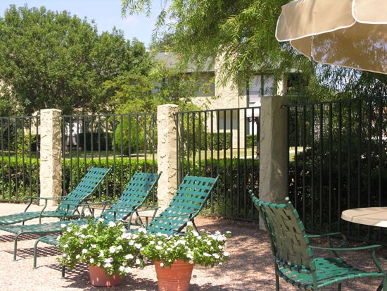 Alexis Park Apartments