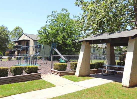 Alexis Park Apartments