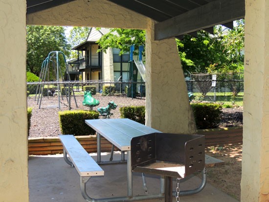 Alexis Park Apartments