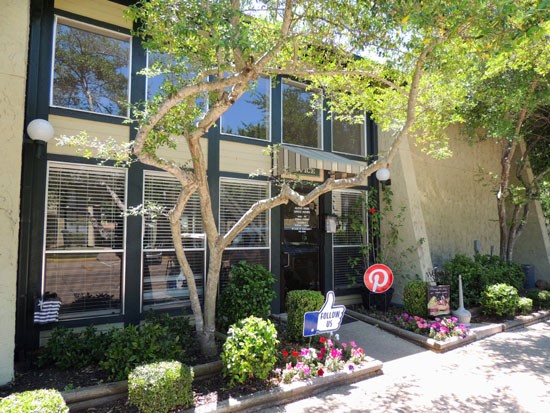 Alexis Park Apartments