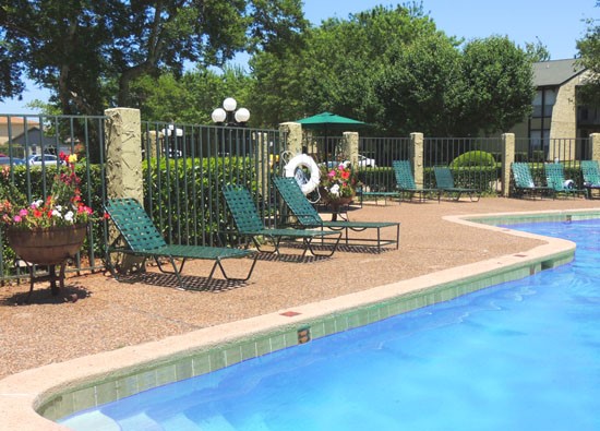 Alexis Park Apartments