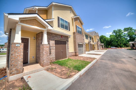 Kingston Crossing Apartment Homes