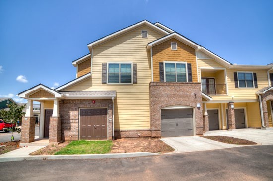 Kingston Crossing Apartment Homes