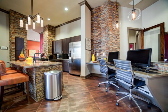 Kingston Crossing Apartment Homes