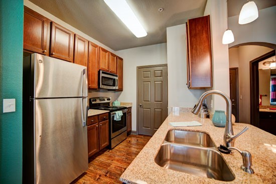 Kingston Crossing Apartment Homes