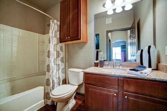 Kingston Crossing Apartment Homes