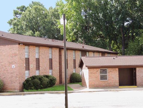 Brookwood Plaza Apartments