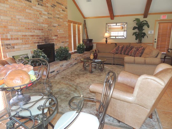 Castlewood Apartments