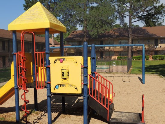 Castlewood Apartments