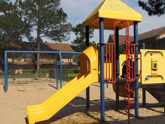 Castlewood Apartments