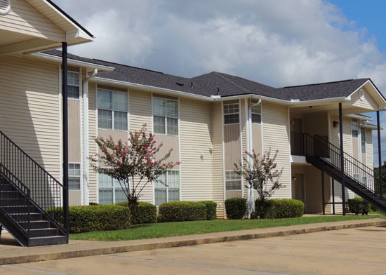 Fox Creek Apartments