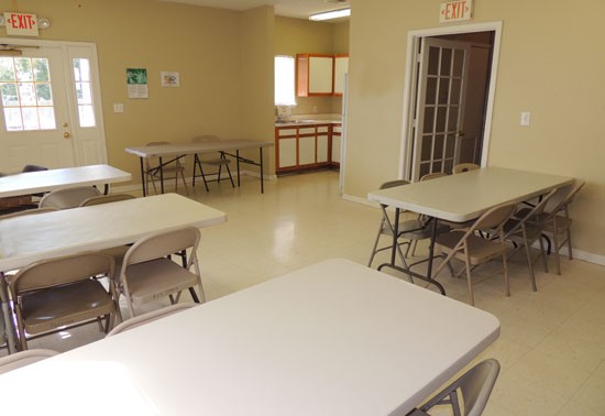 Fox Creek Apartments