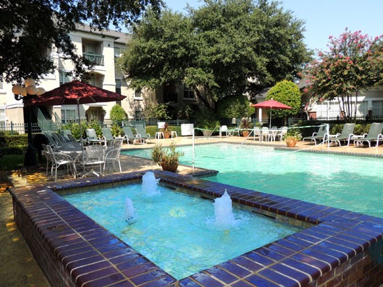 La Crosse Apartments