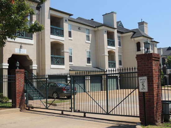 La Crosse Apartments