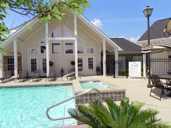 Lexington Place Apartments