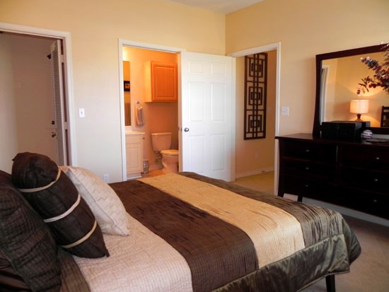 Lexington Place Apartments