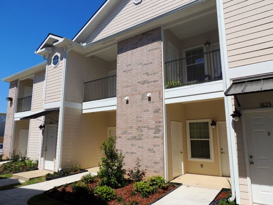 Lexington Place Apartments