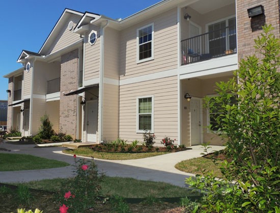 Lexington Place Apartments