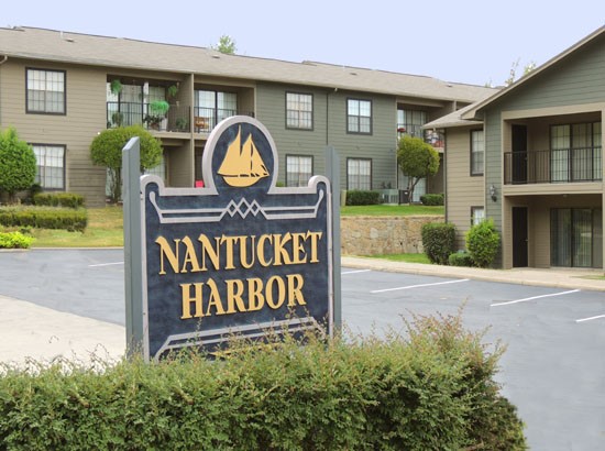 Nantucket Harbor Apartments