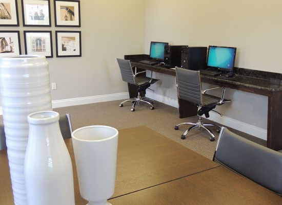 RiverScape Apartments