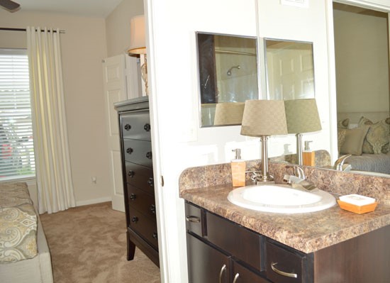 RiverScape Apartments