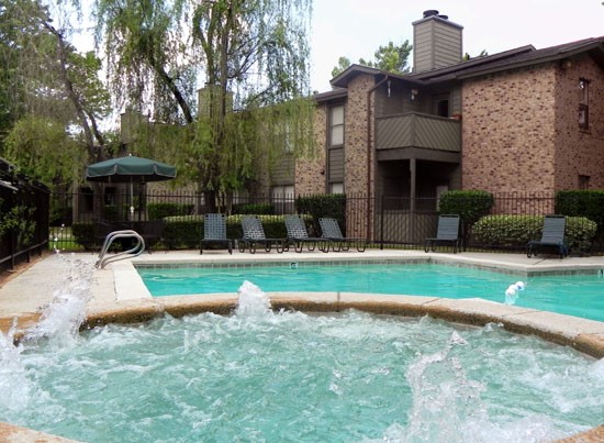 Sommerset Apartments