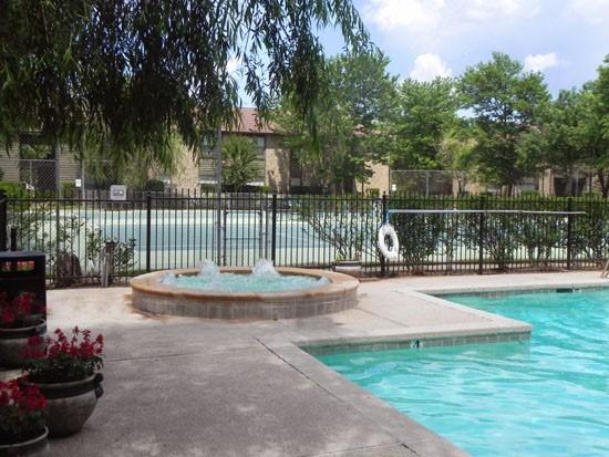 Sommerset Apartments