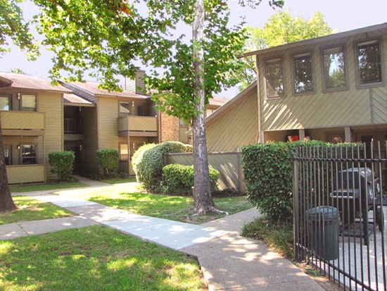 Sommerset Apartments