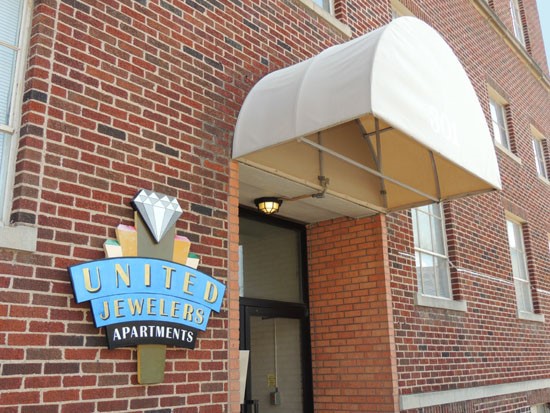 United Jewelers Apartments