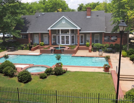 Willows at Wright Island Apartments